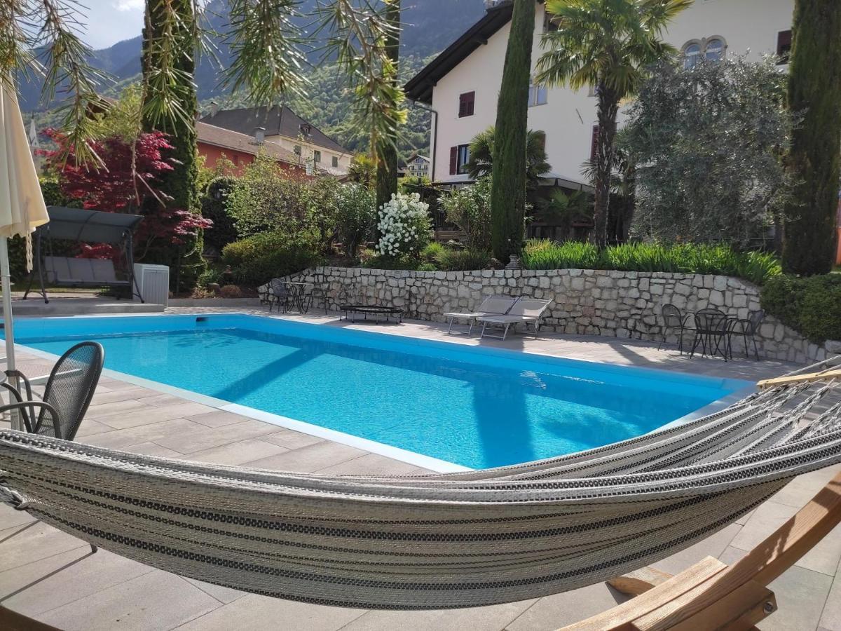 Garni Brunnenhof Hotel Caldaro Luaran gambar