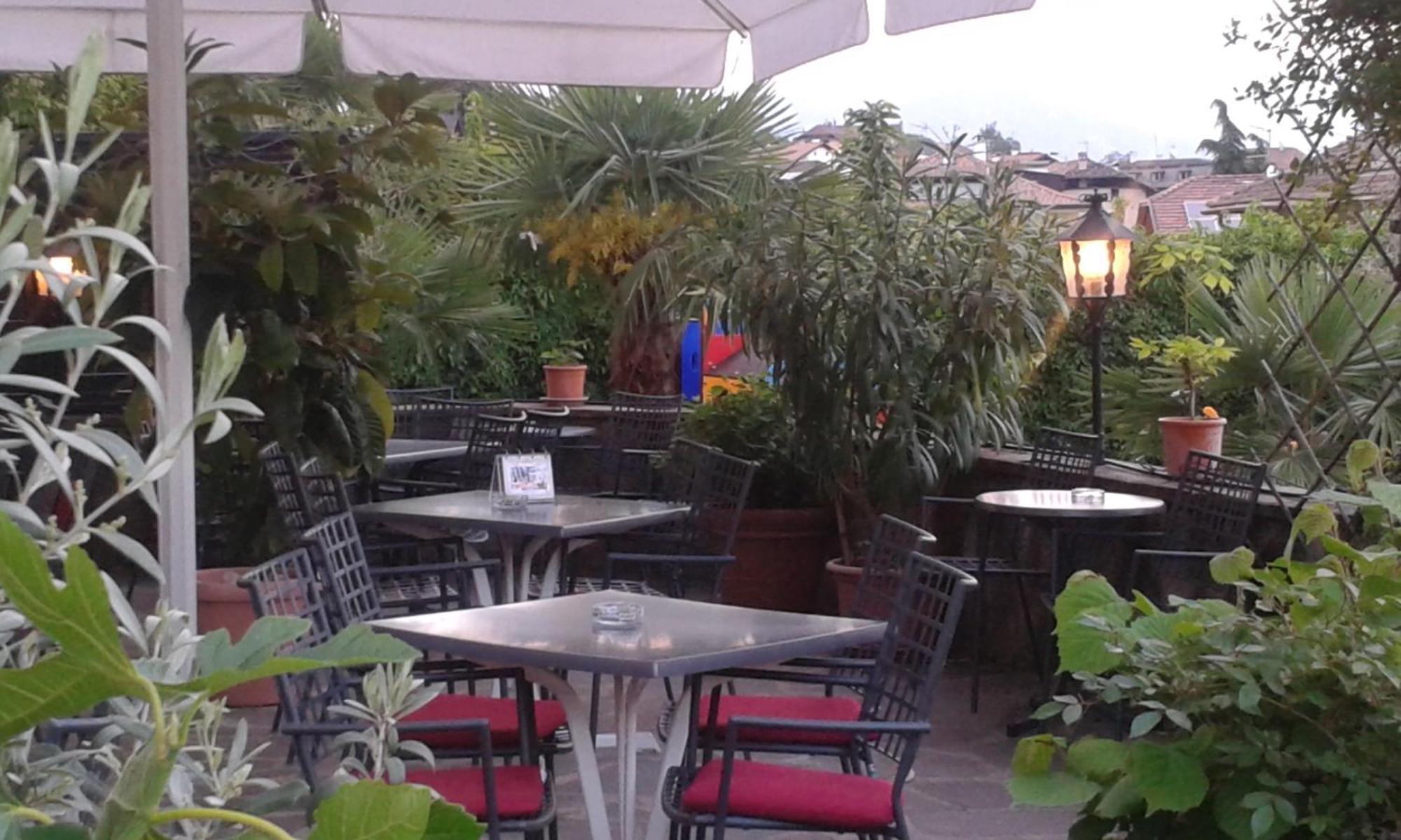 Garni Brunnenhof Hotel Caldaro Luaran gambar